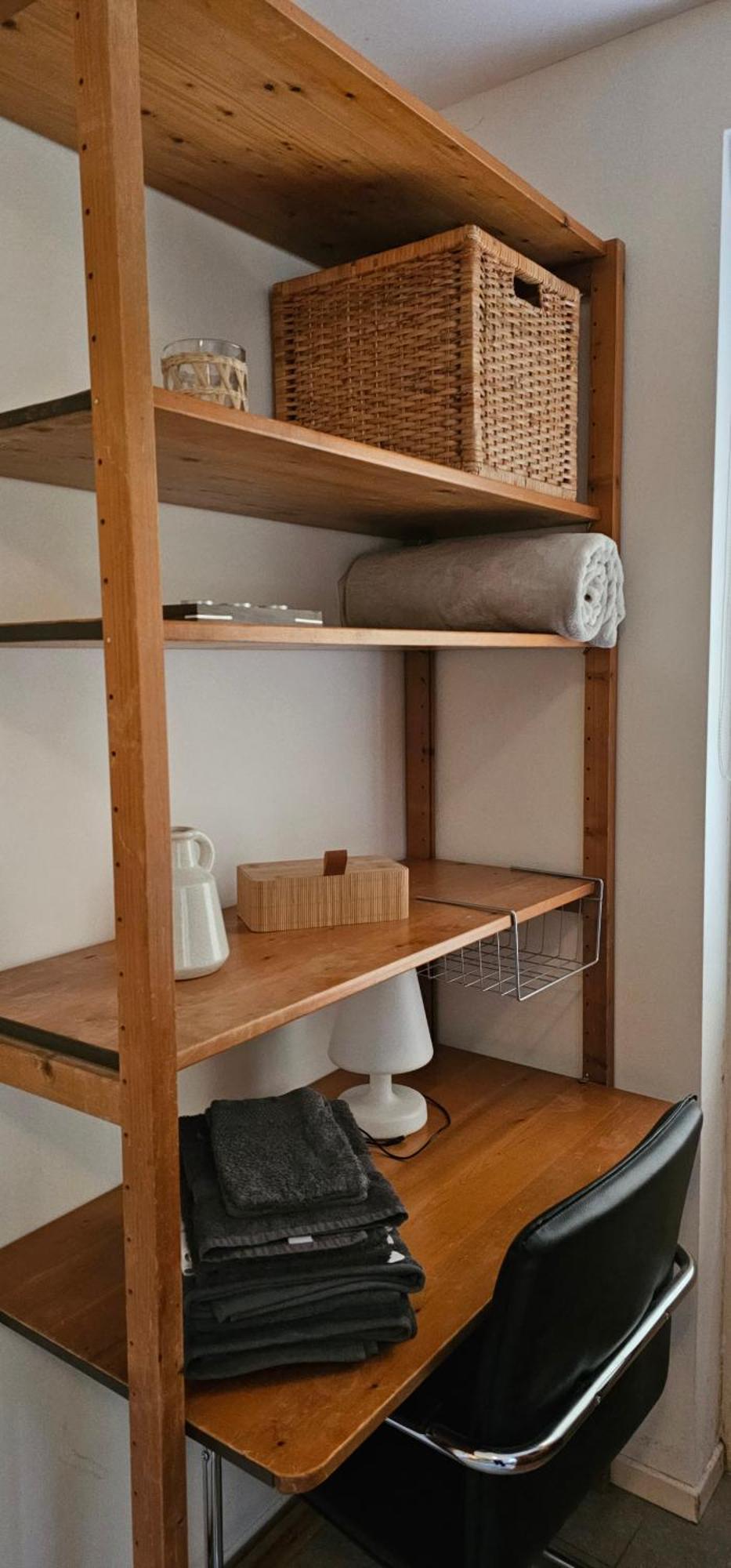 Holiday home Dennenhuis Vaassen
